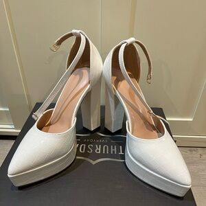 Women High heel sandals